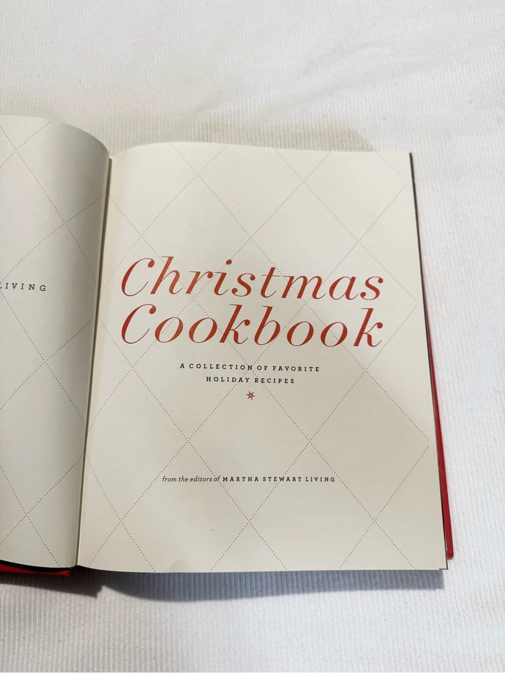 Lot Of 2 Martha Stewart Cookbooks Christmas/Dinner